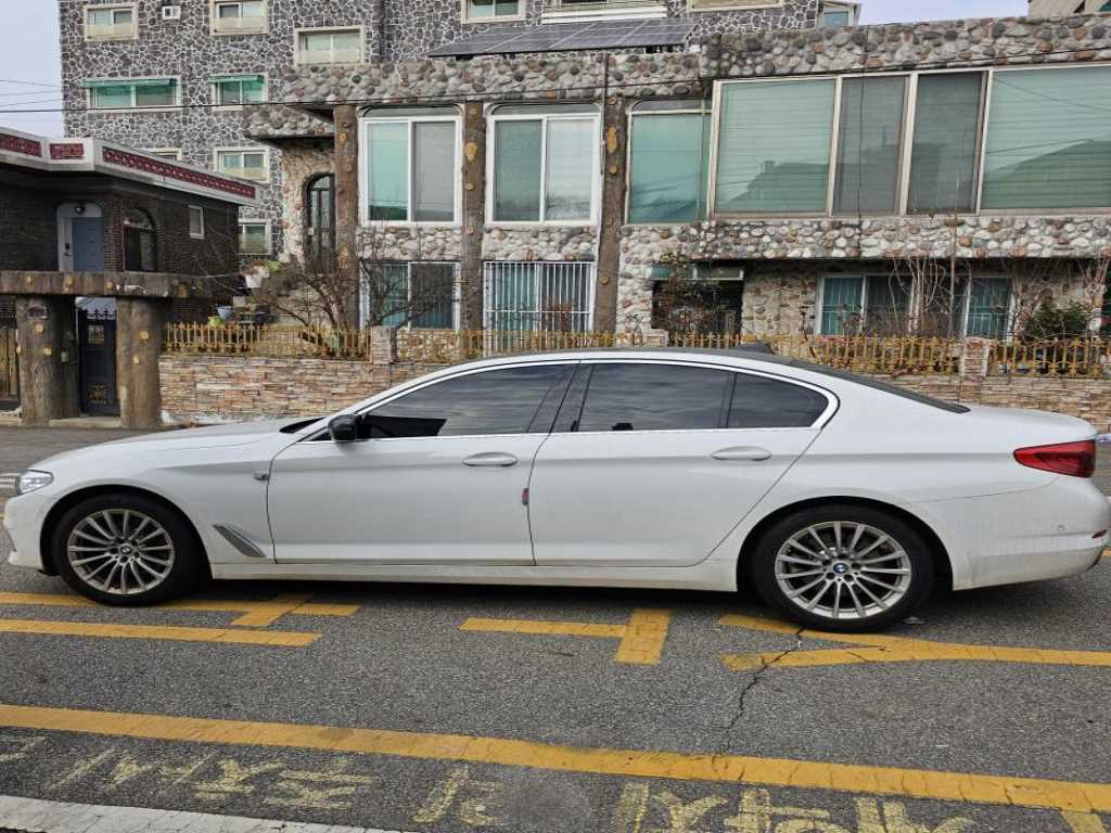 BMW 5 Series - Vista 7