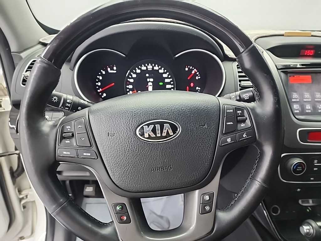 KIA Sorento - Vista 9