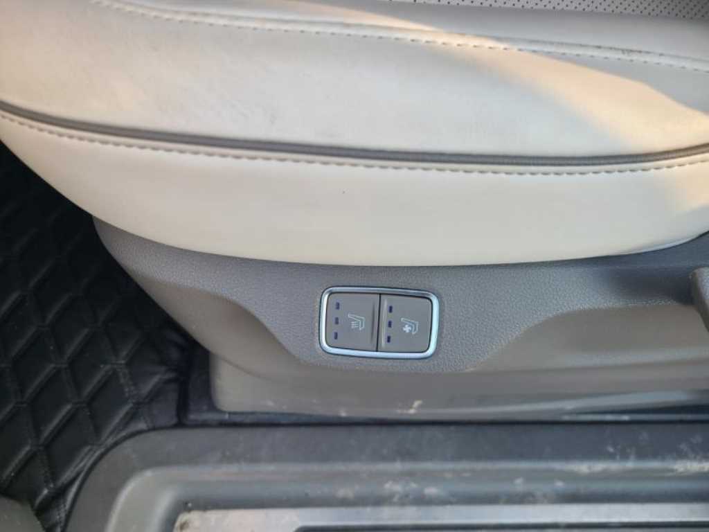 HYUNDAI Staria - Vista 7