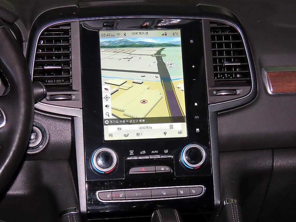 SAMSUNG QM6 - Vista 11