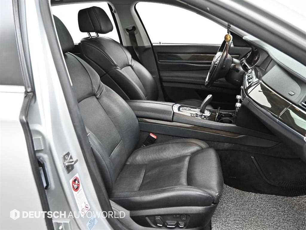 BMW 7 Series - Vista 10