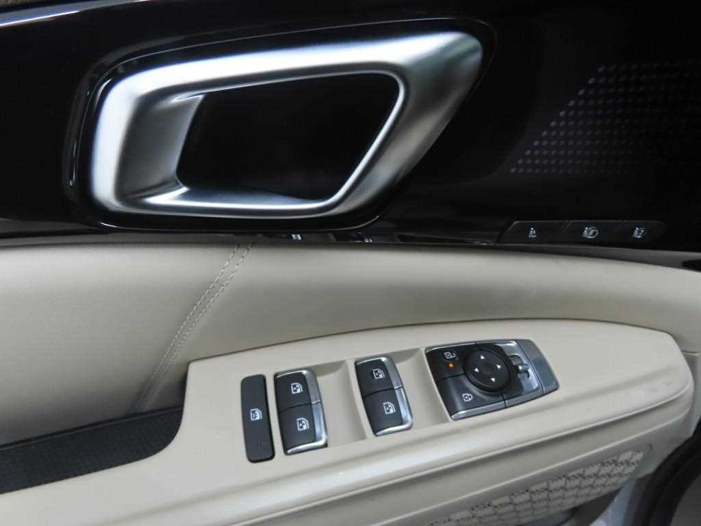 KIA Carnival - Vista 9