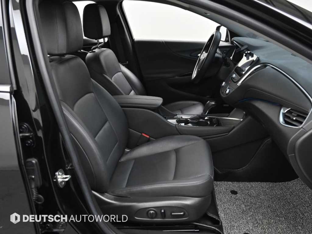 Chevrolet Malibu - Vista 10