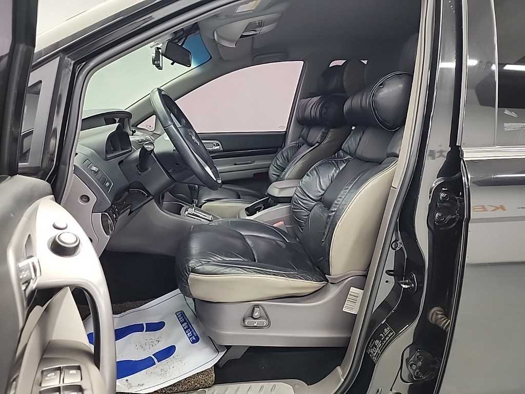 Ssangyong Korando - Vista 11