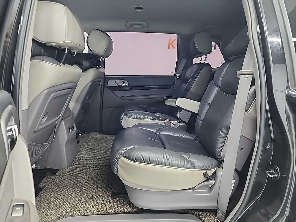 Ssangyong Korando - Vista 12