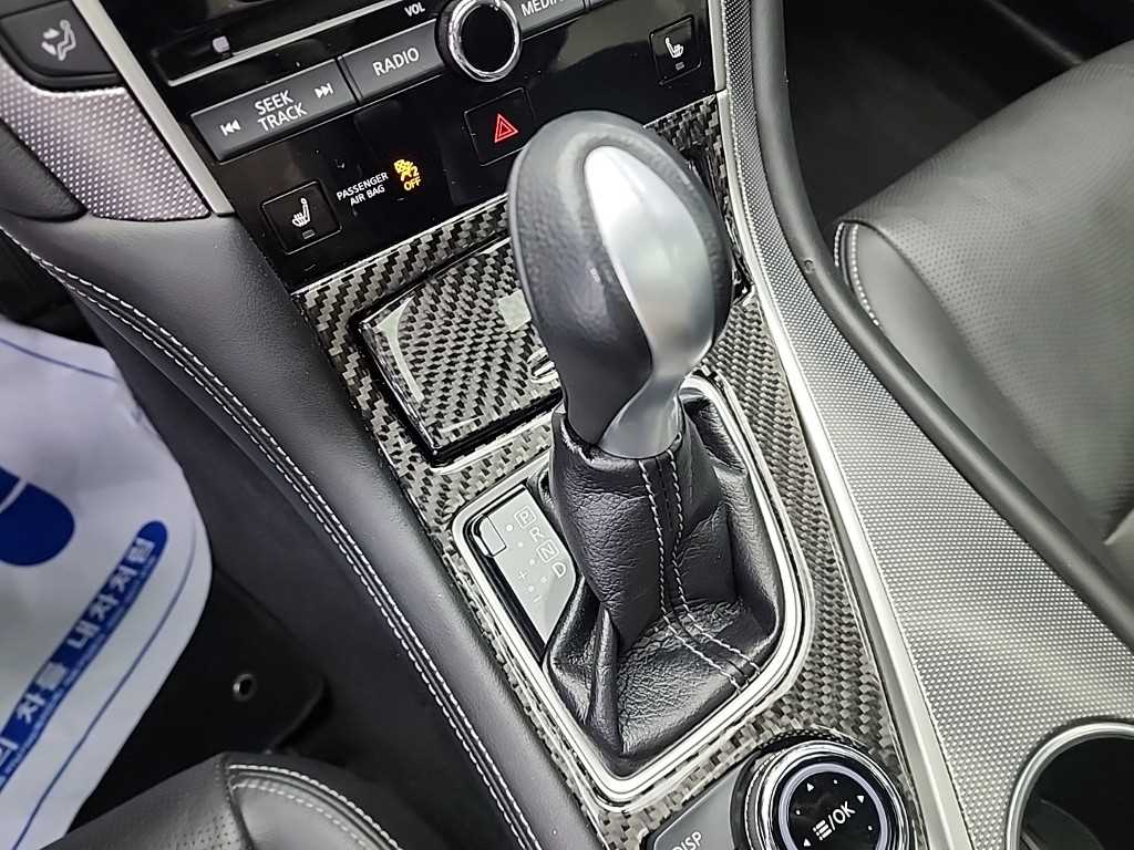 Infiniti Q - Vista 8