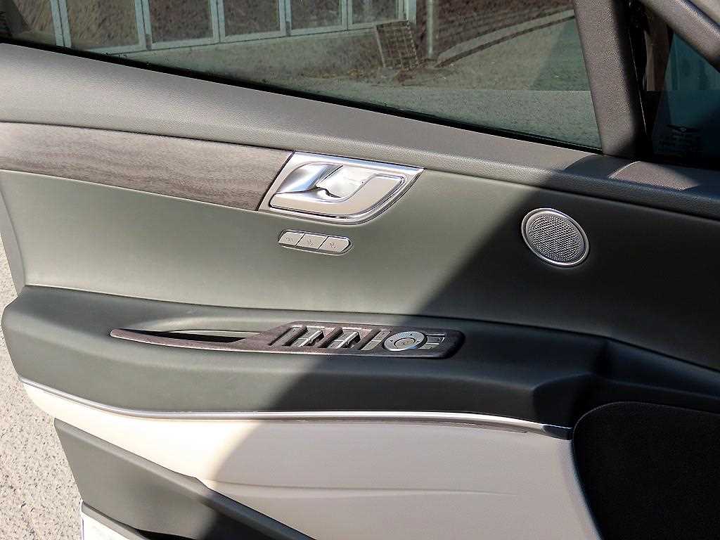 Genesis GV80 - Vista 12