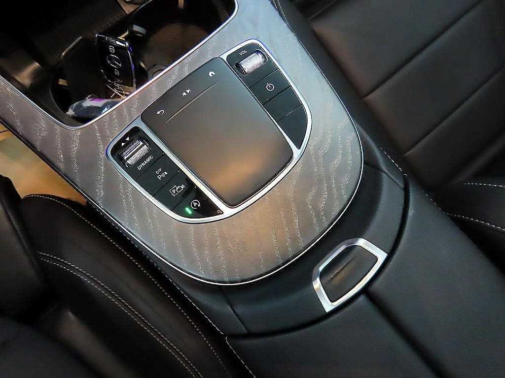 Mercedes Benz E class 2021 Azul - Importación desde Corea - HF Imports Iquique - Foto 13