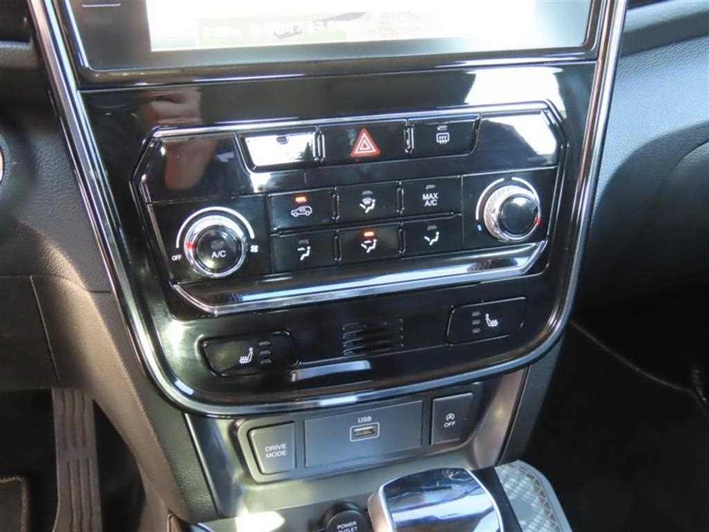 Ssangyong Tivoli - Vista 7