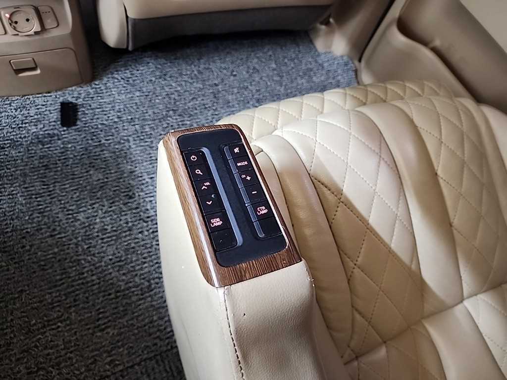 KIA Carnival 2018 Blanco - Importación desde Corea - HF Imports Iquique - Foto 14