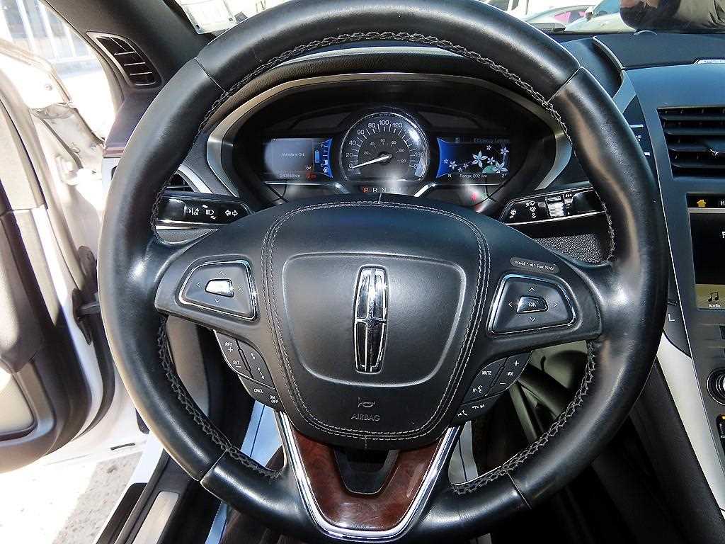 Lincoln MKZ - Vista 8