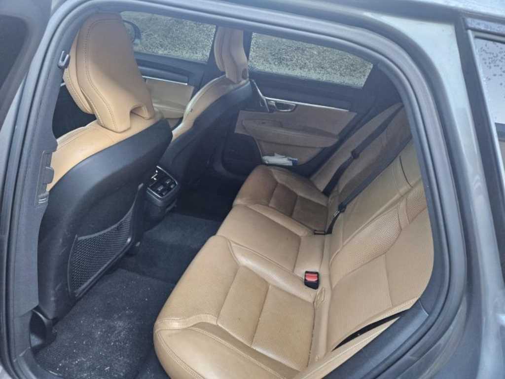 Volvo V90 2019 - Importación desde Corea - HF Imports Iquique - Foto 14