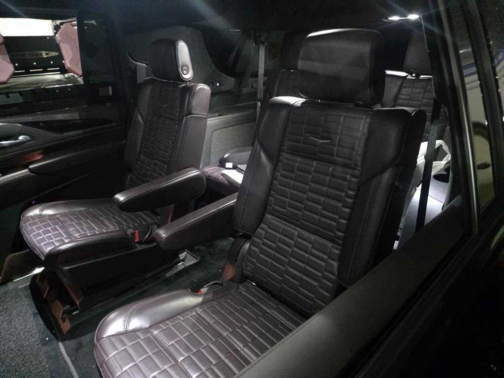 Cadillac Escalade - Vista 6