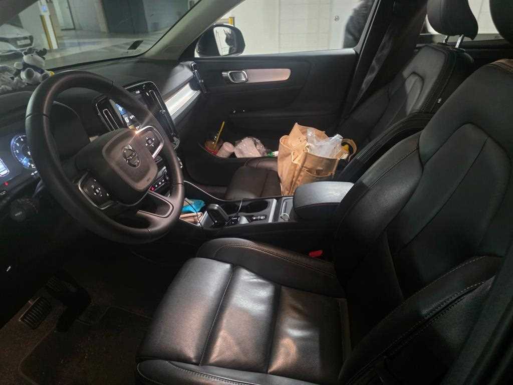 Volvo XC40 - Vista 7