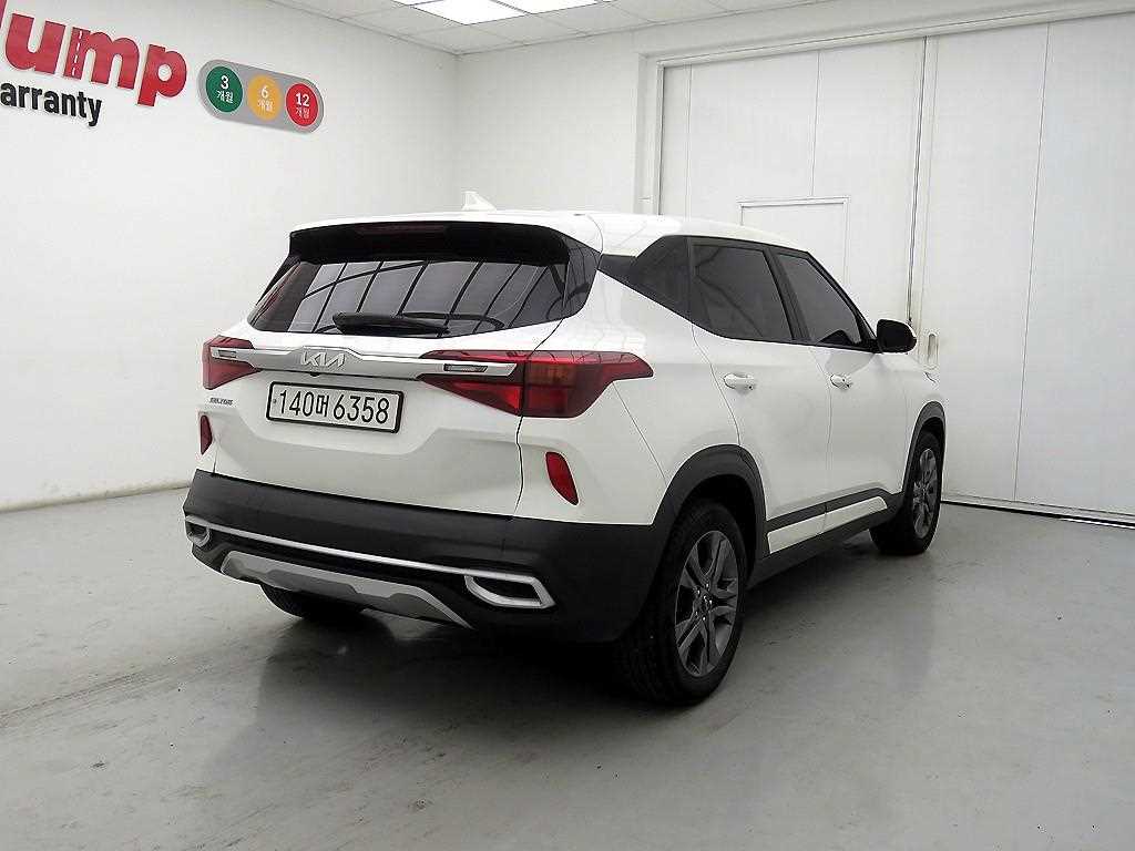 KIA Seltos - Vista 4