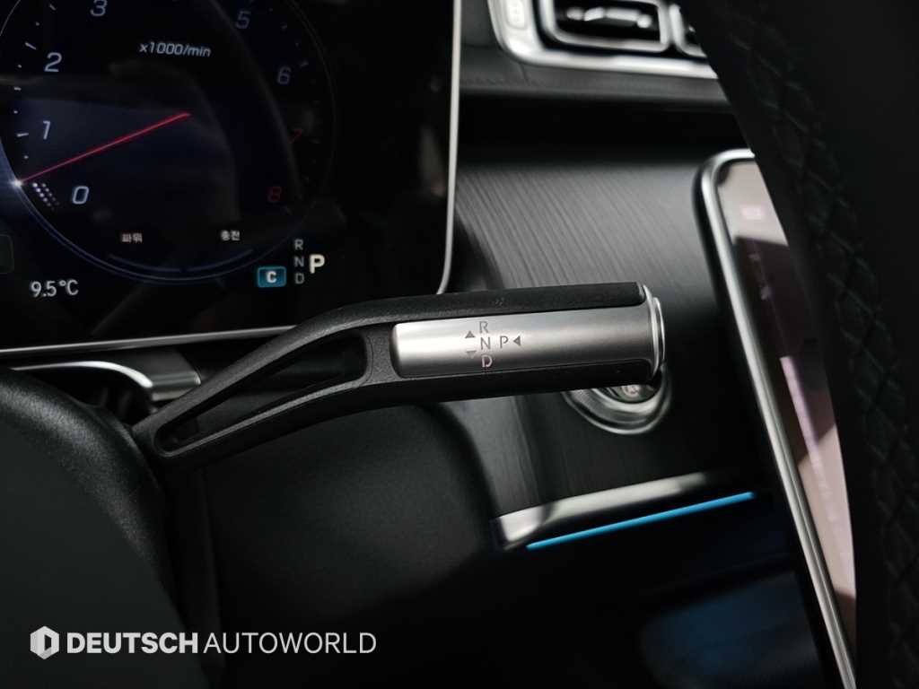 Mercedes Benz S Class - Vista 9