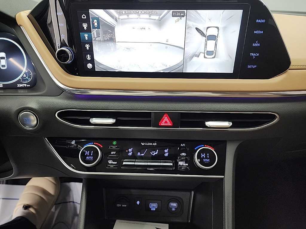 HYUNDAI Sonata - Vista 10