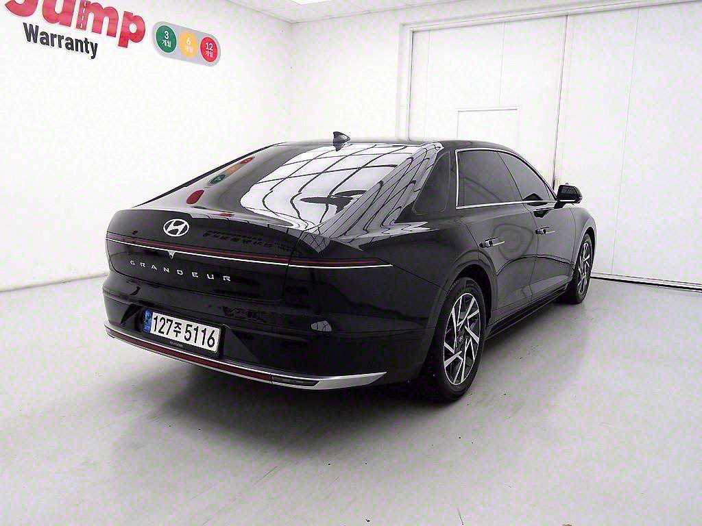 HYUNDAI Grandeur - Vista 4