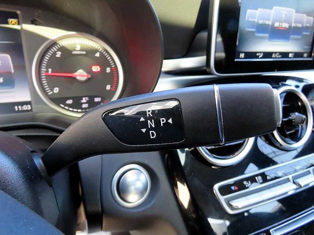 Mercedes Benz C Class - Vista 10