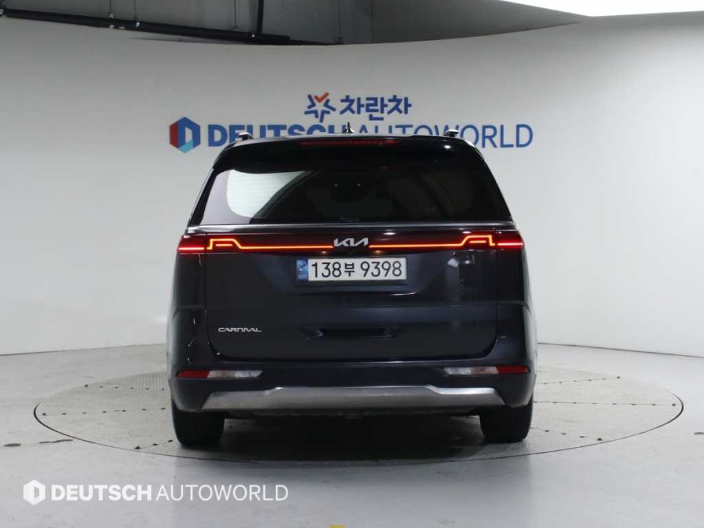 KIA Carnival - Vista 4