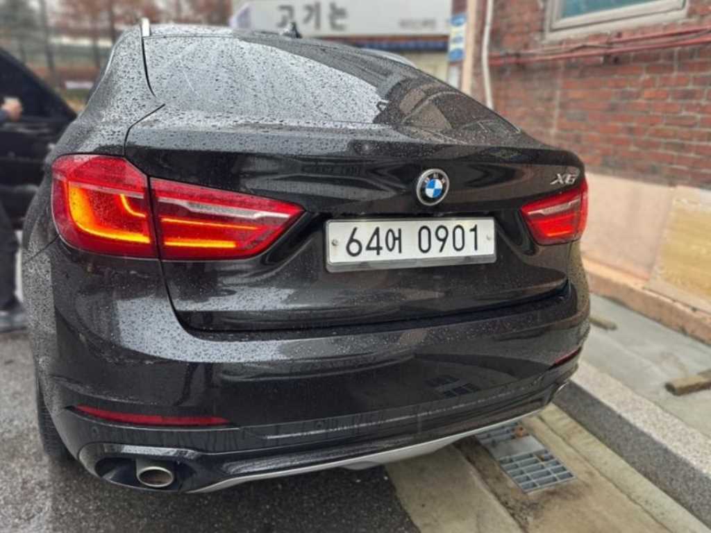 BMW X6 - Vista 4