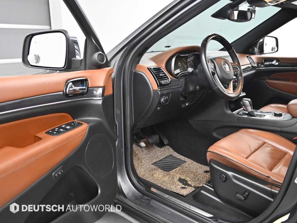 Jeep Cherokee - Vista 11