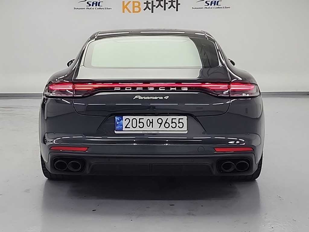 Porsche Panamera - Vista 2