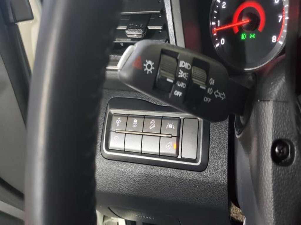 Ssangyong Tivoli 2022 Blanco - Importación desde Corea - HF Imports Iquique - Foto 16