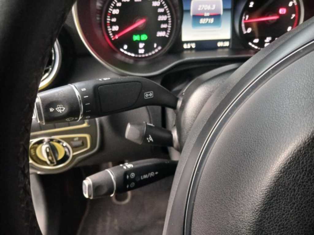 Mercedes Benz C Class 2017 Negro - Importación desde Corea - HF Imports Iquique - Foto 17