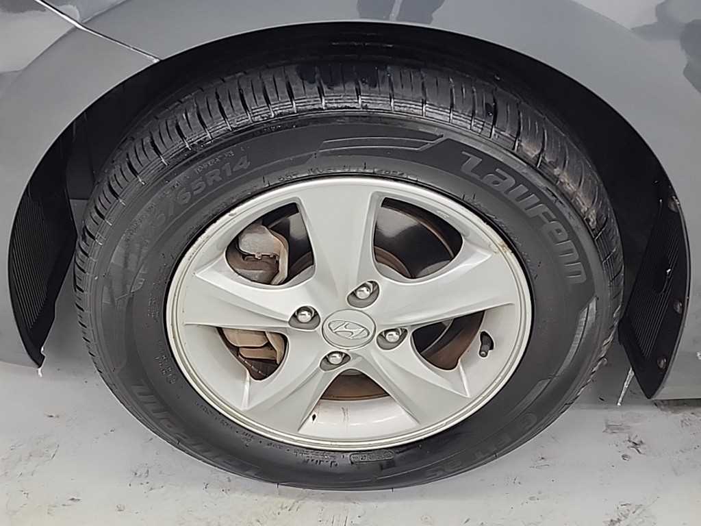 HYUNDAI Accent 2013 - Importación desde Corea - HF Imports Iquique - Foto 17