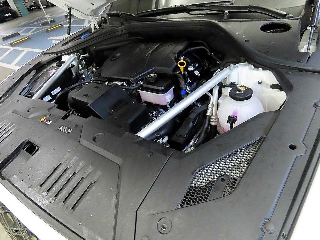 Genesis GV70 2025 Blanco - Importación desde Corea - HF Imports Iquique - Foto 19