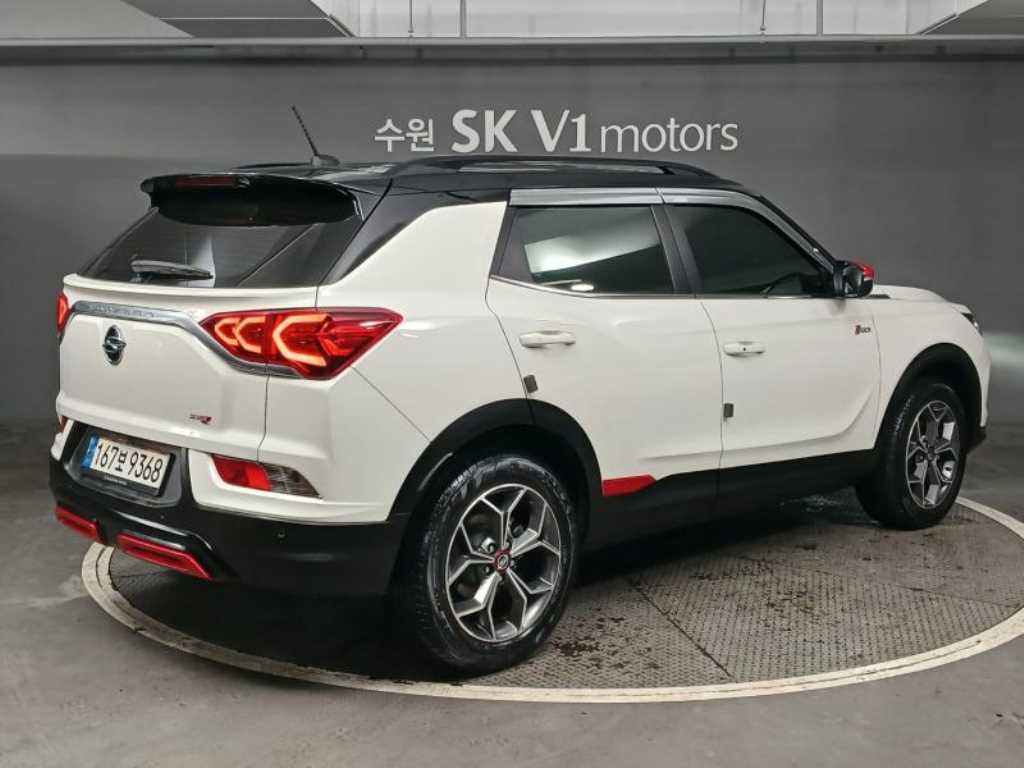 Ssangyong Korando - Vista 5