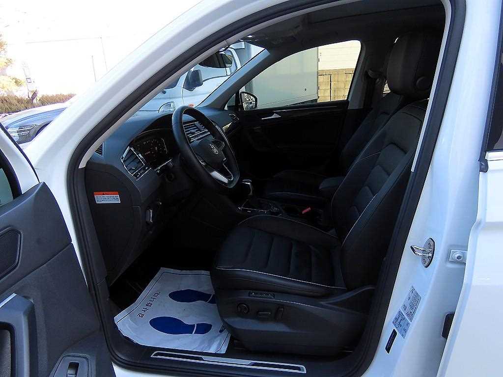 Volkswagen Tiguan - Vista 5