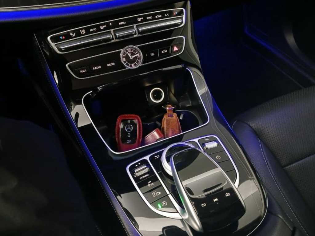 Mercedes Benz E class 2018 Negro - Importación desde Corea - HF Imports Iquique - Foto 14