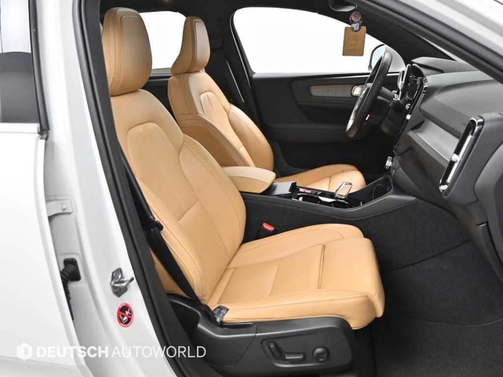 Volvo XC40 - Vista 10