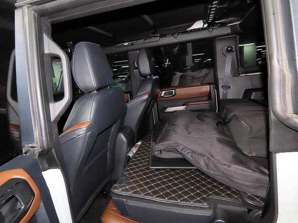 Ford Bronco - Vista 9