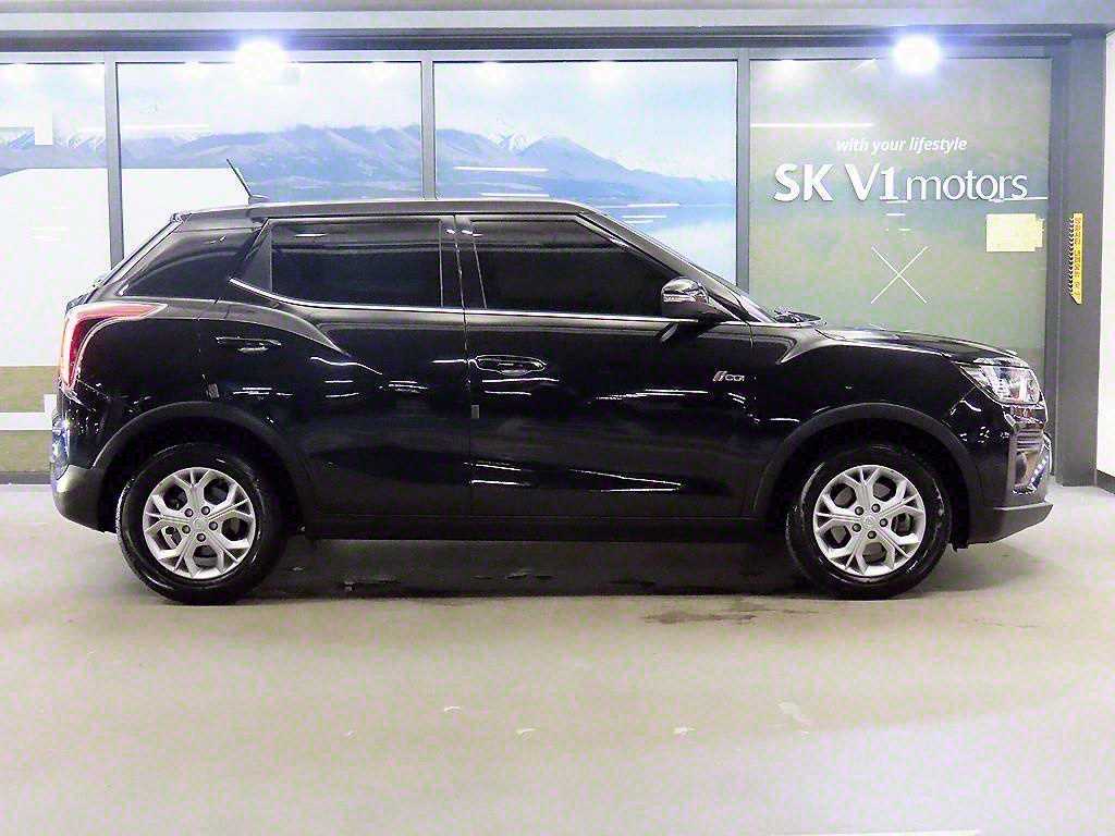 Ssangyong Tivoli - Vista 3