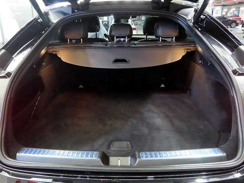 Mercedes Benz GLC Class 2023 Negro - Importación desde Corea - HF Imports Iquique - Foto 16