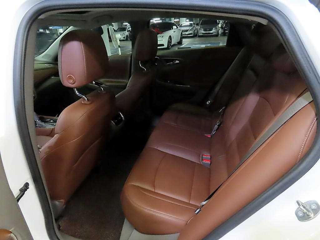 Chevrolet Malibu - Vista 7