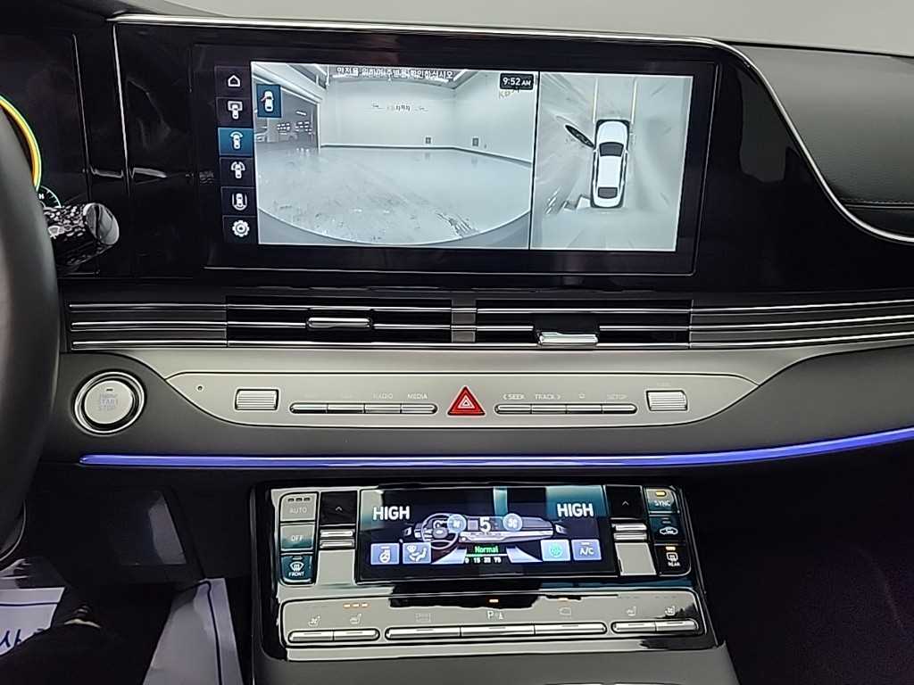 HYUNDAI Grandeur - Vista 10