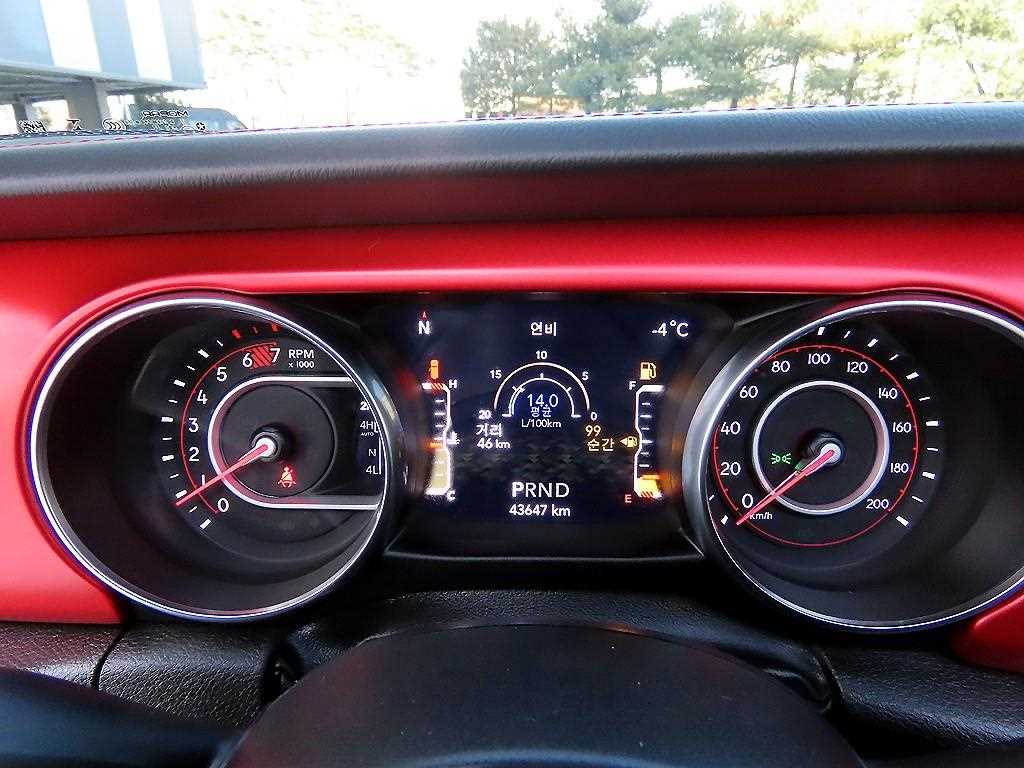 Jeep Wrangler - Vista 9