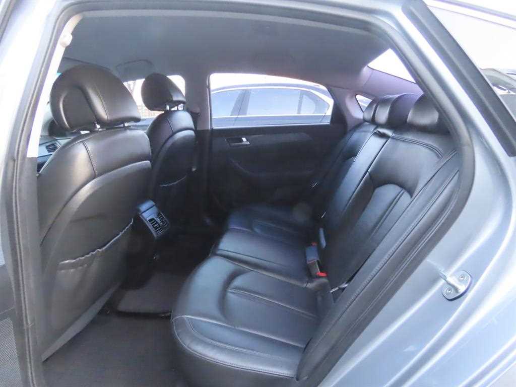 HYUNDAI Sonata - Vista 8