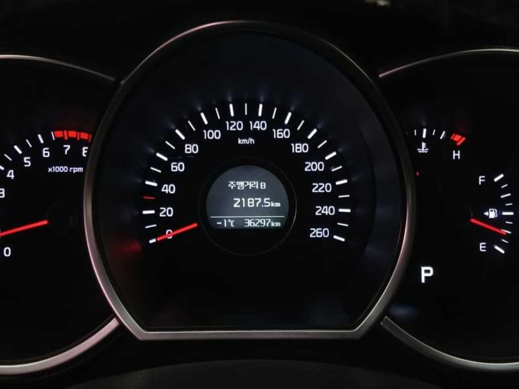 KIA K5 2014 Plateado - Importación desde Corea - HF Imports Iquique - Foto 14