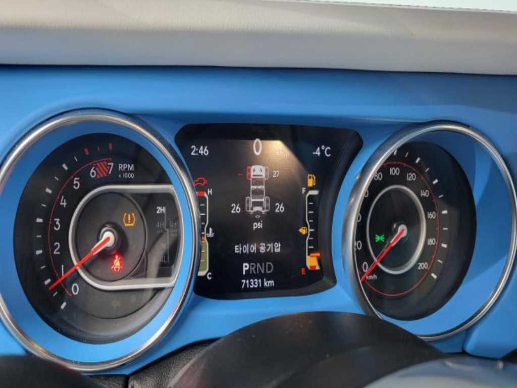 Jeep Wrangler - Vista 9