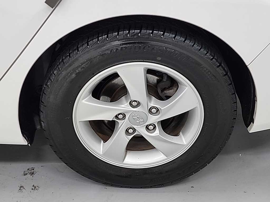 HYUNDAI Avante 2014 Blanco - Importación desde Corea - HF Imports Iquique - Foto 20