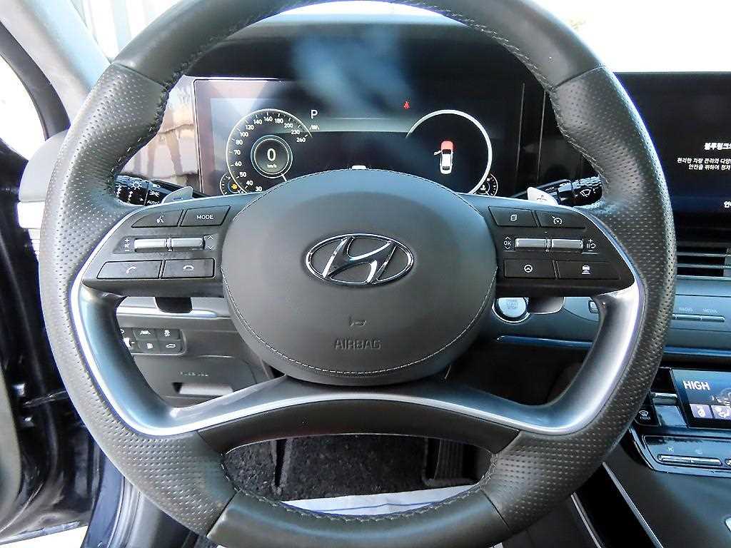 HYUNDAI Grandeur - Vista 8