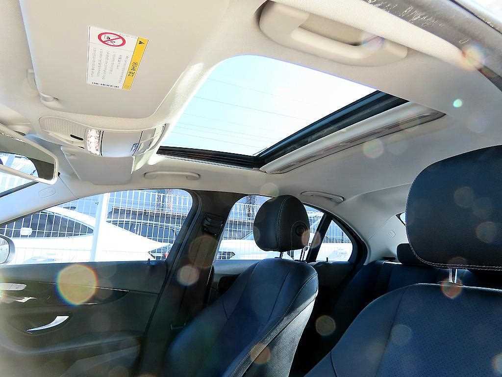 Mercedes Benz C Class 2016 Gris - Importación desde Corea - HF Imports Iquique - Foto 16