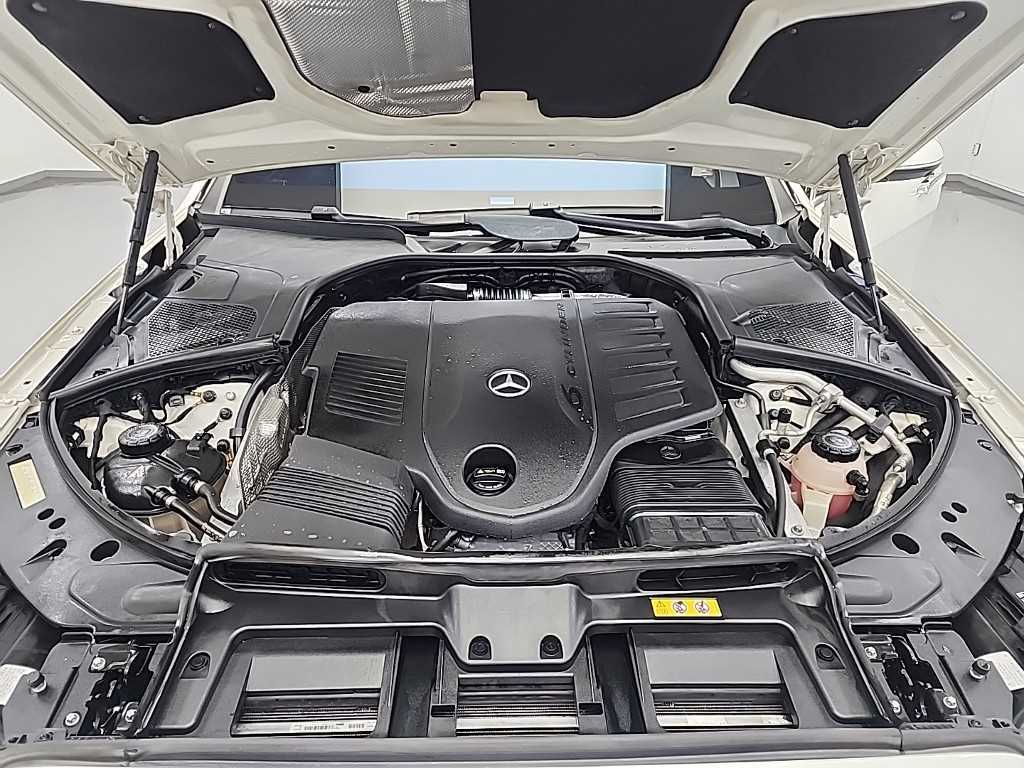 Mercedes Benz S Class - Vista 5