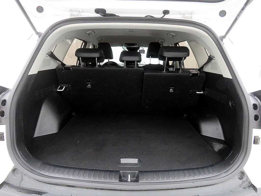 KIA Seltos - Vista 5