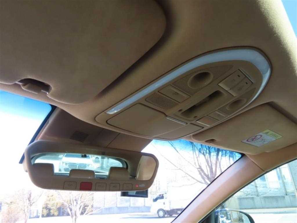 Genesis G70 - Vista 10